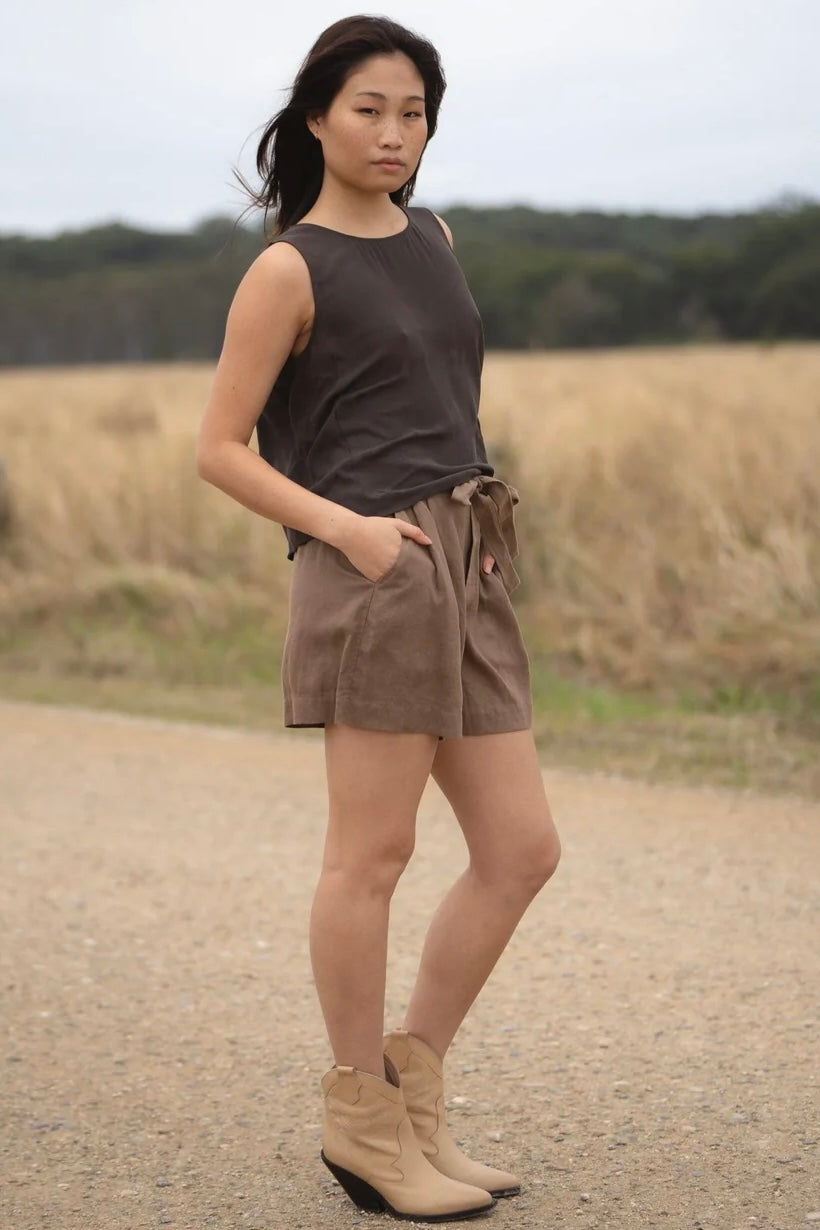 Leightweight Sleeveless Top