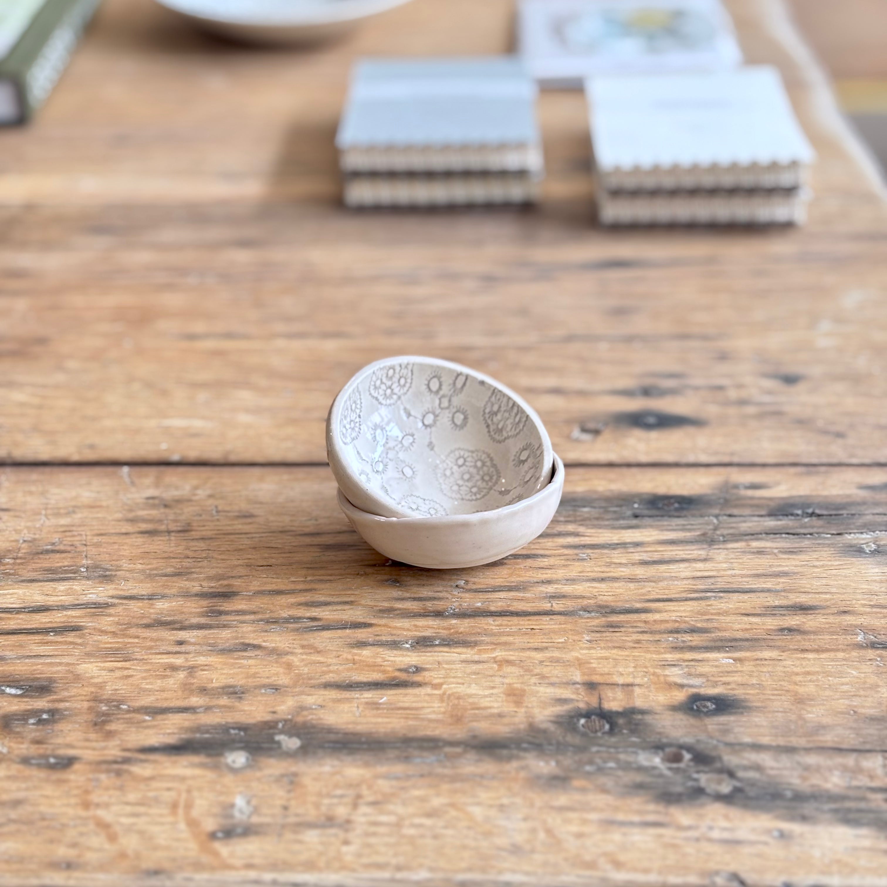 wonki ware salt dish in grey