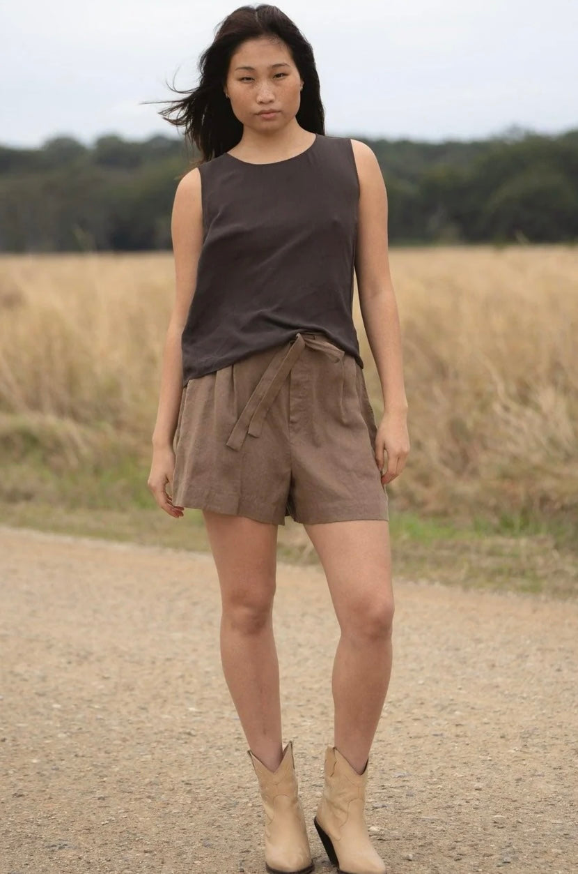 Leightweight Sleeveless Top