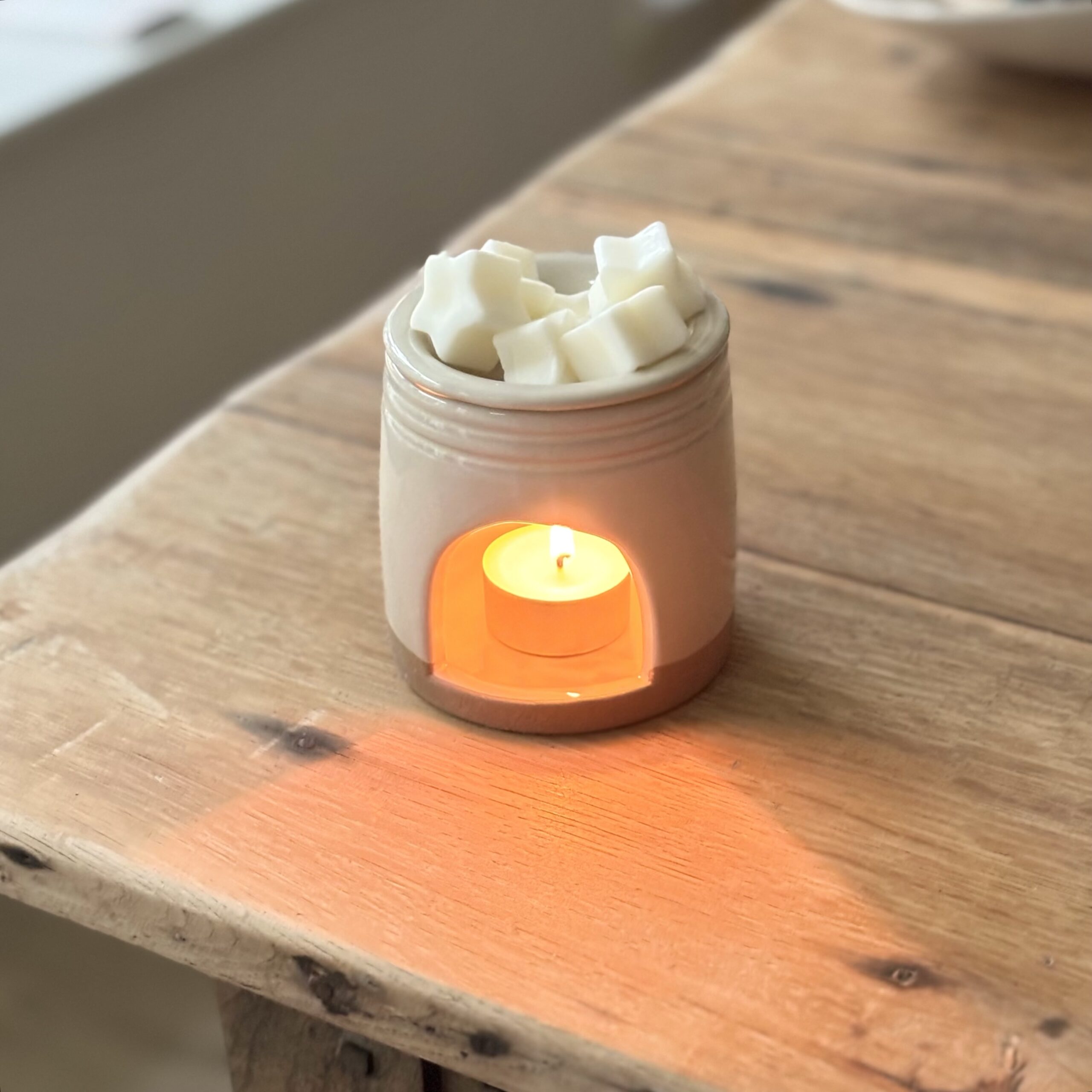 Pottery Oil Burner image 1