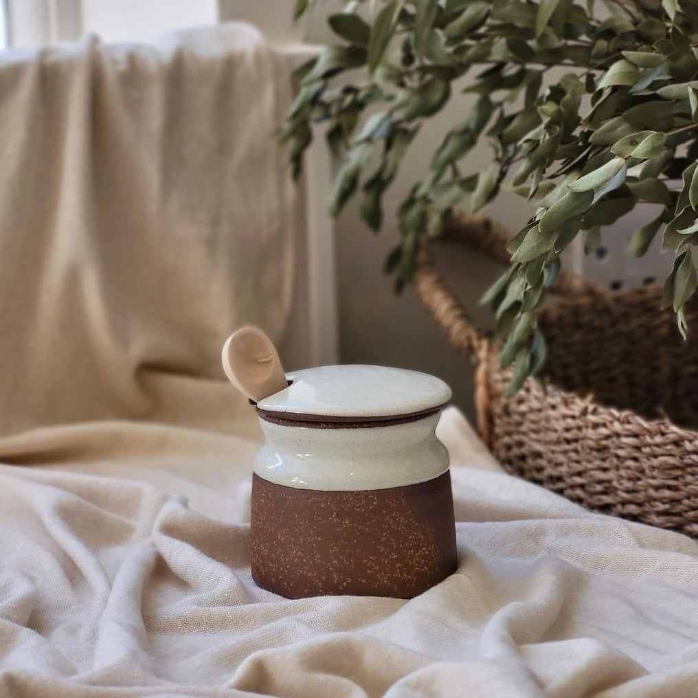 Stoneware Sugar Pot with Spoon image 0