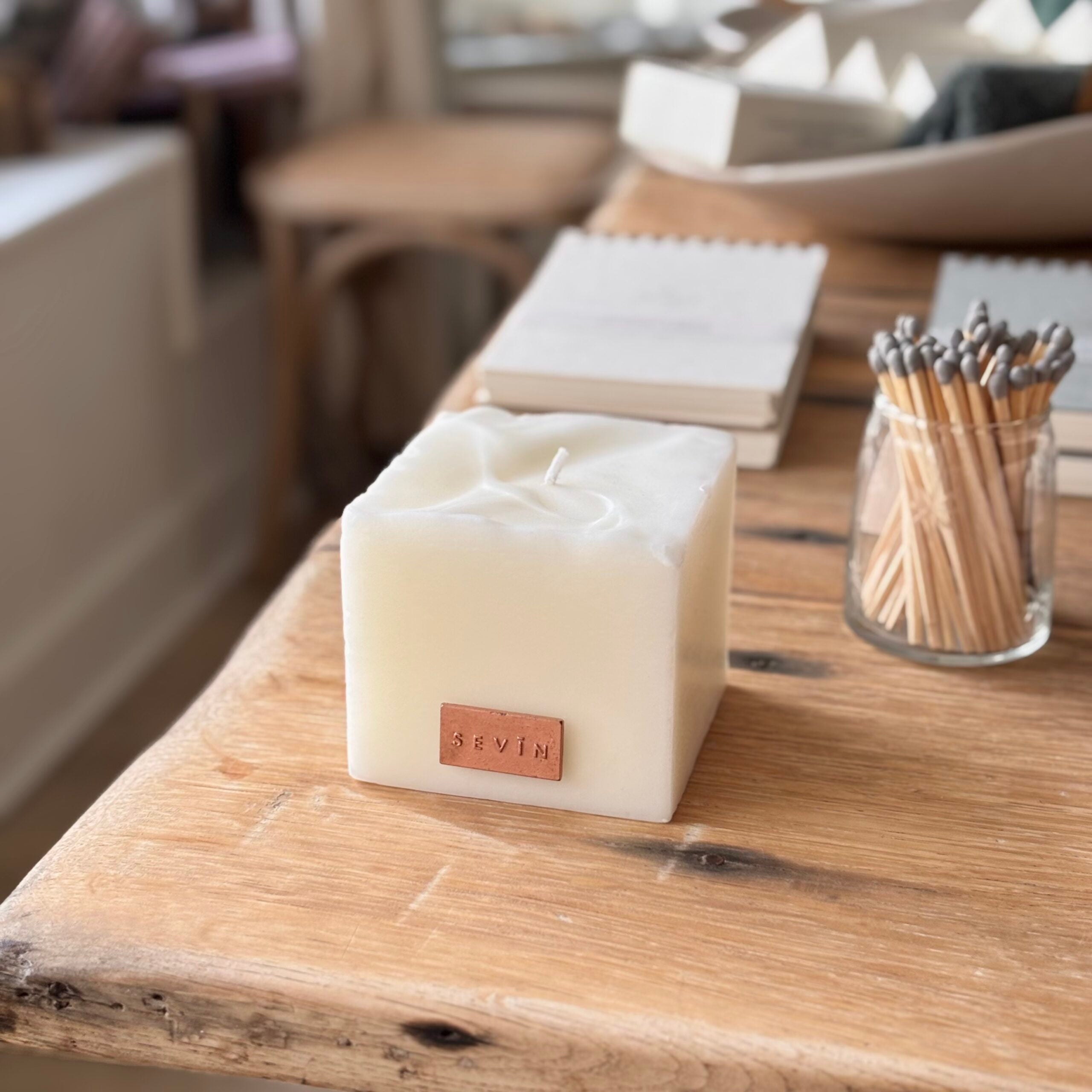 Naked Luxury Scented Candle - Porcelain White image