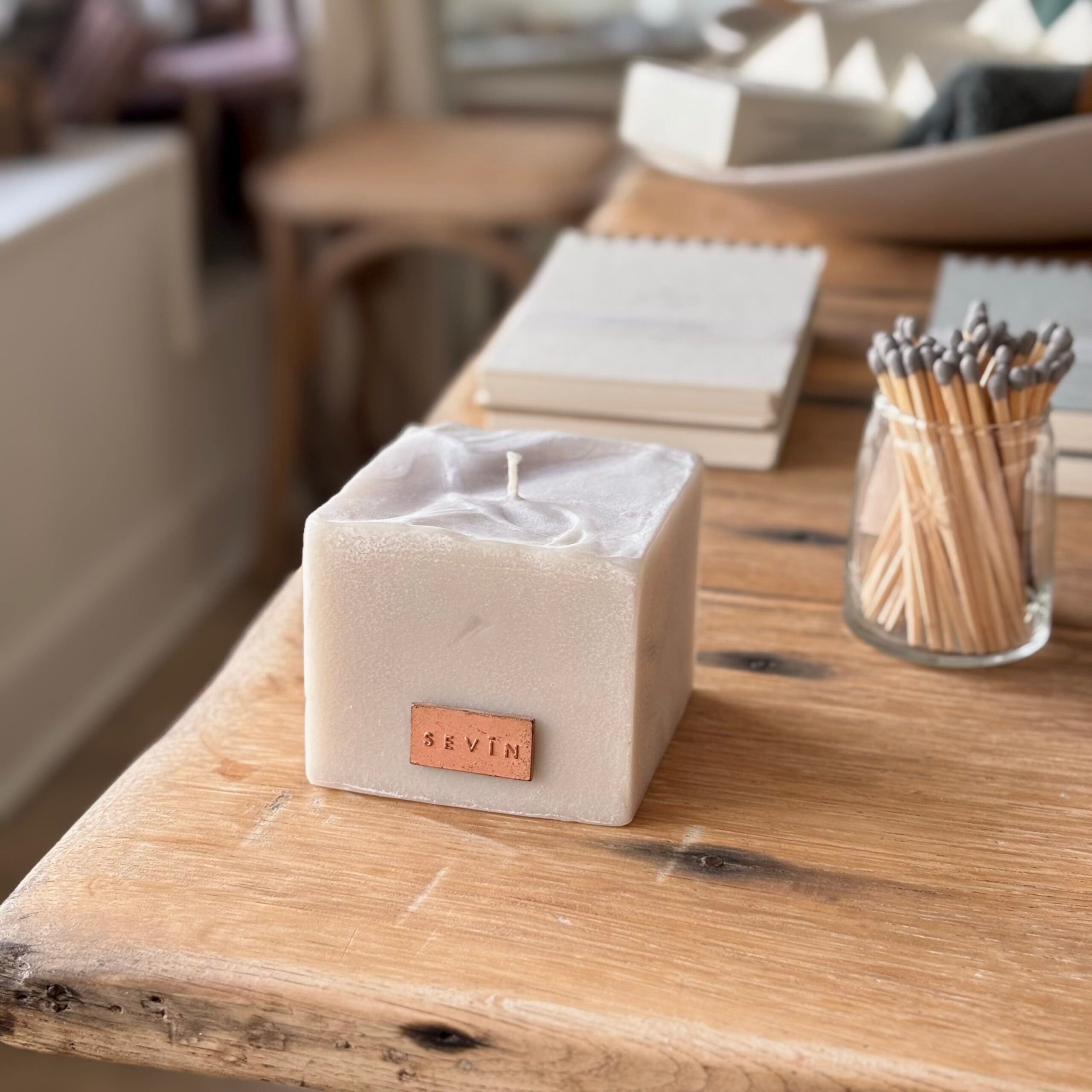 Naked Luxury Scented Candle - Fresh Clay image