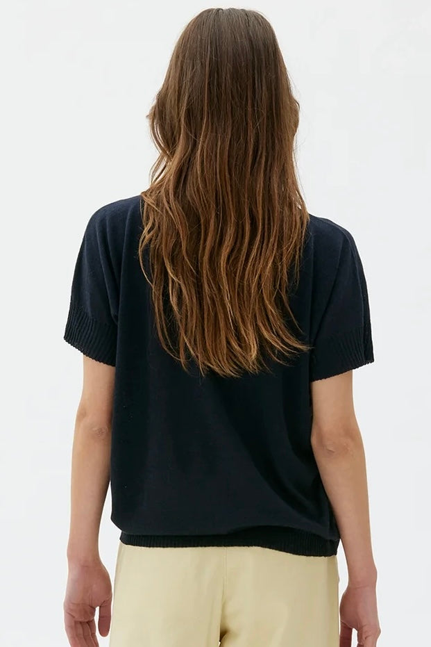 Light Luxury Knitted Top