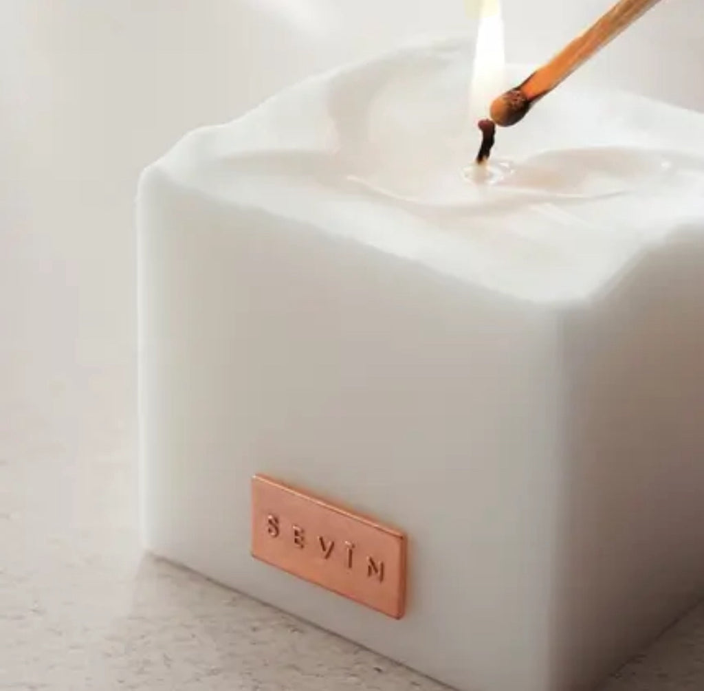 Naked Luxury Scented Candle image 3