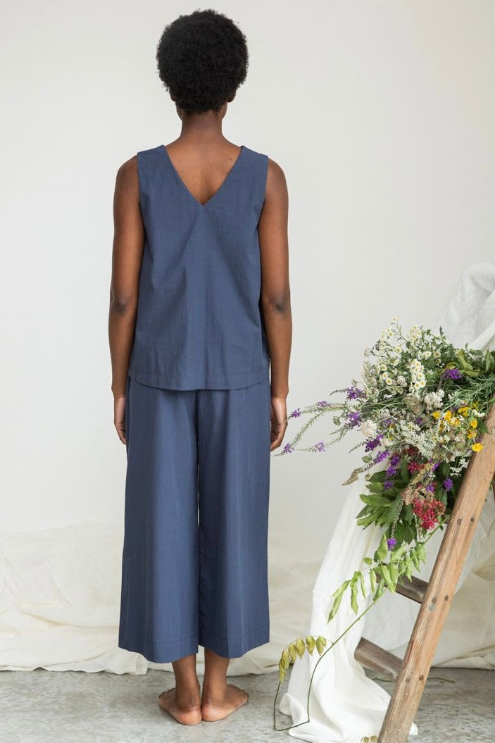 V-Neck Poplin Vest