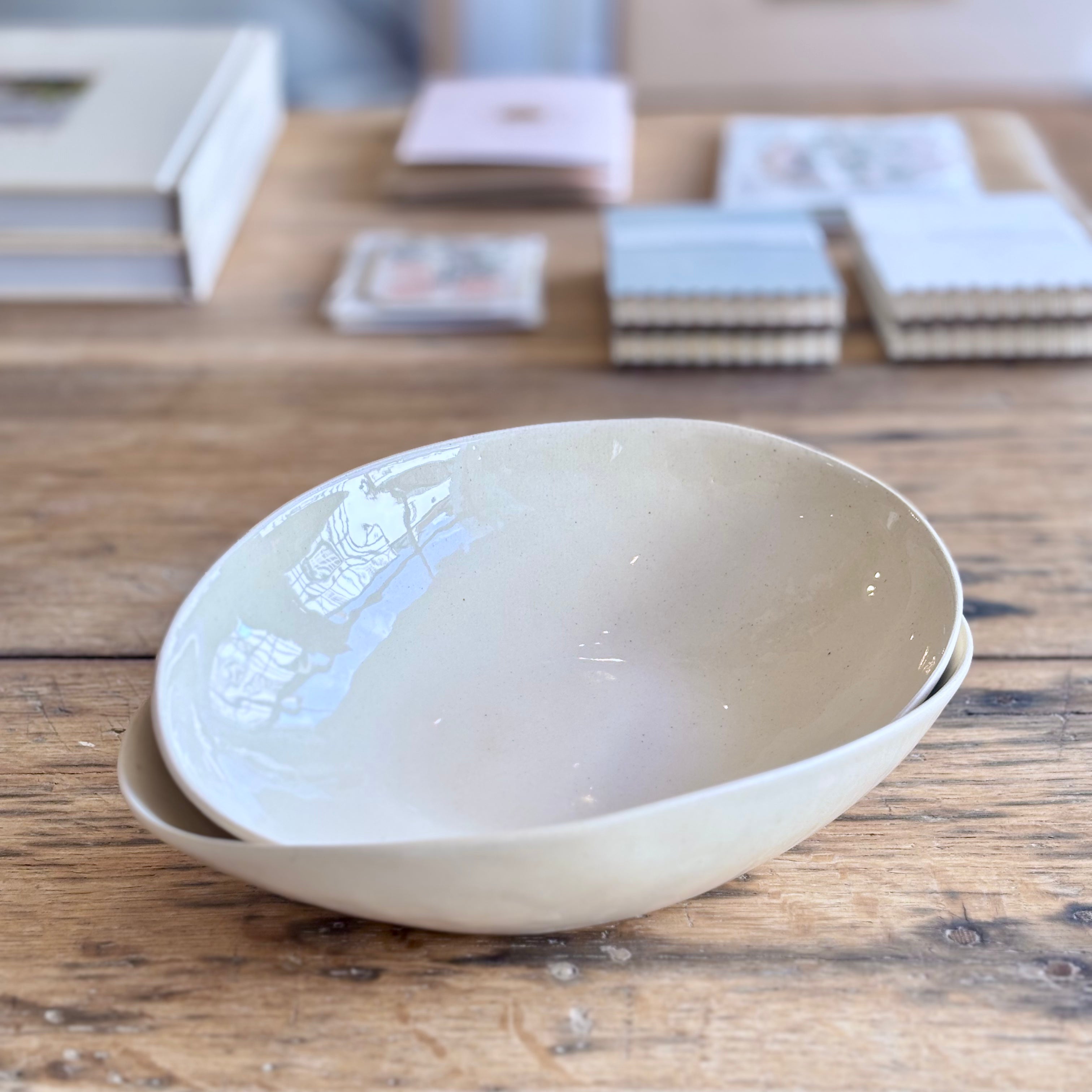 Medium Oval Bowl Natural | Handmade Pottery