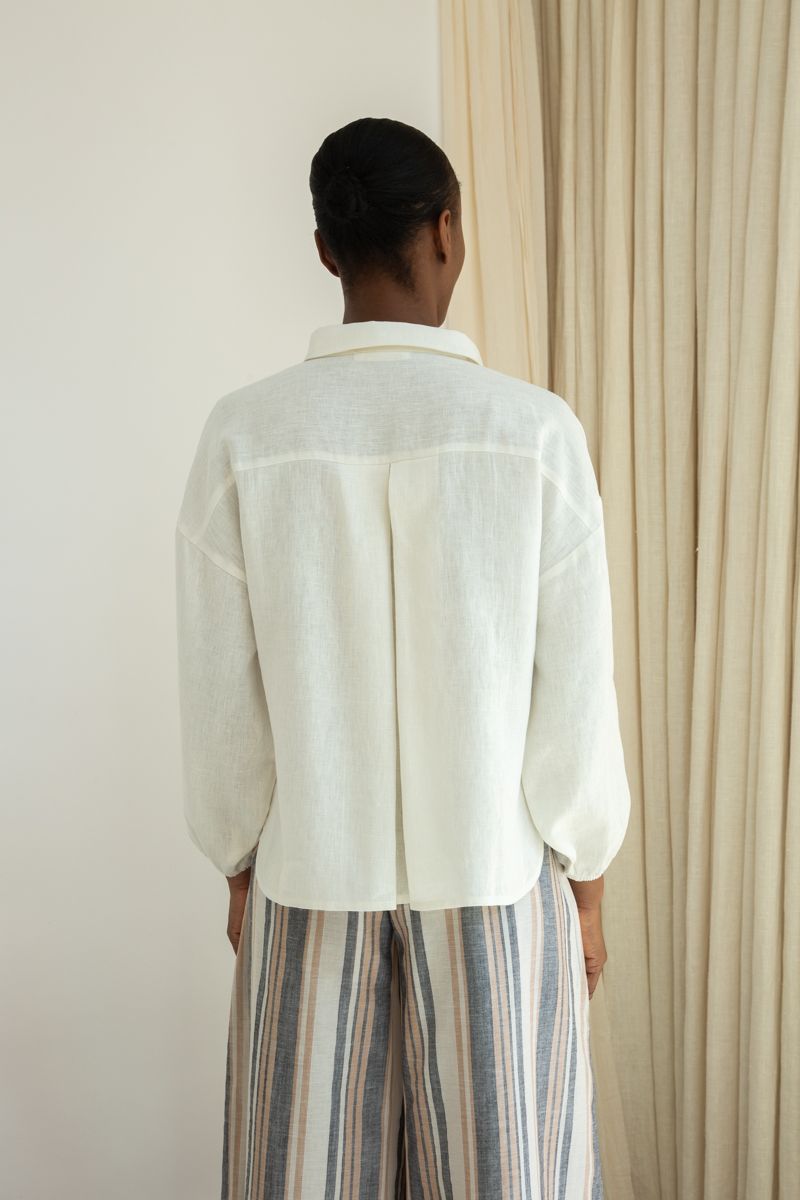 Balloon Sleeve Buttoned Blouse