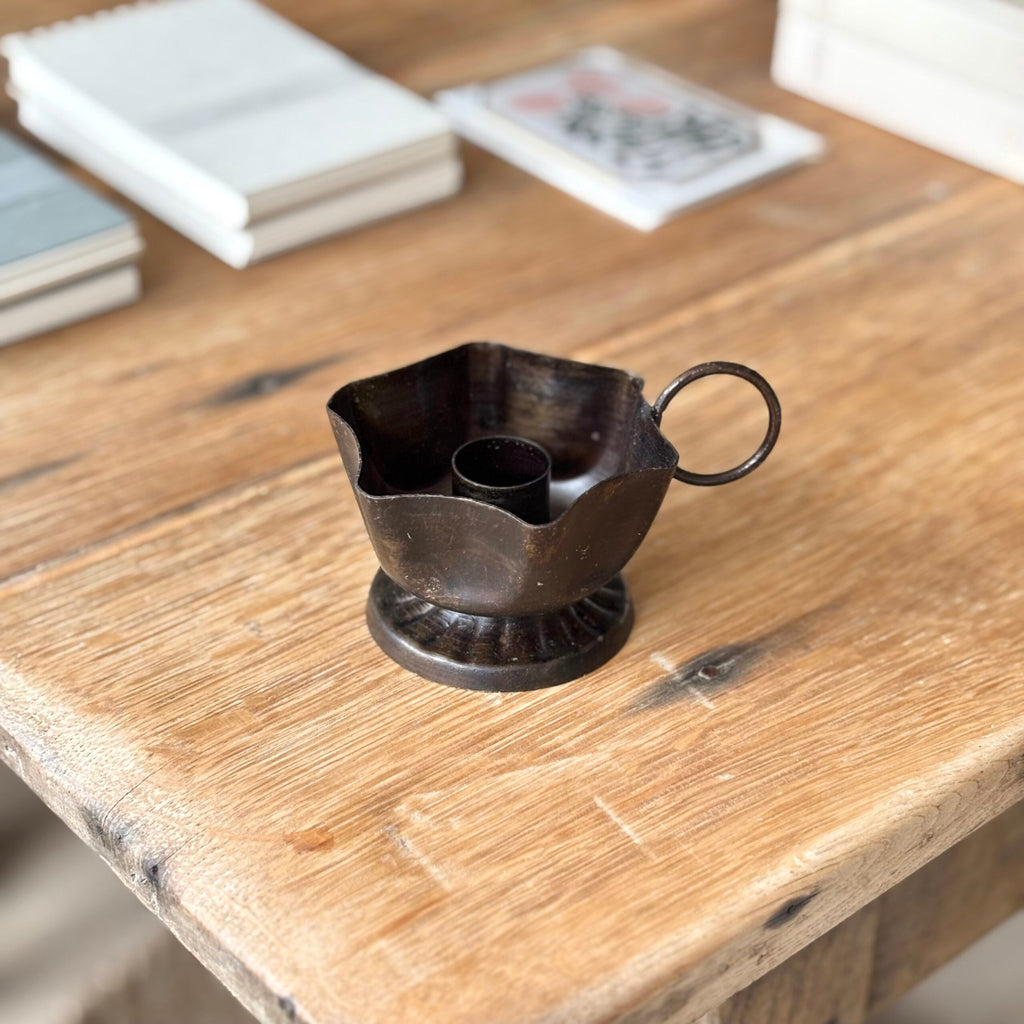 Frill Dinner Candle Holder | Handcrafted image 1