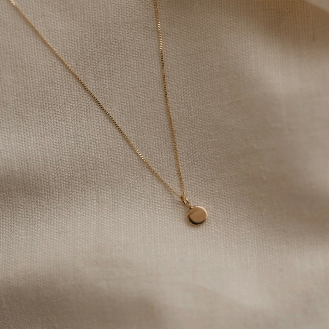 9ct Gold Zero Waste Pebble Necklace image 0