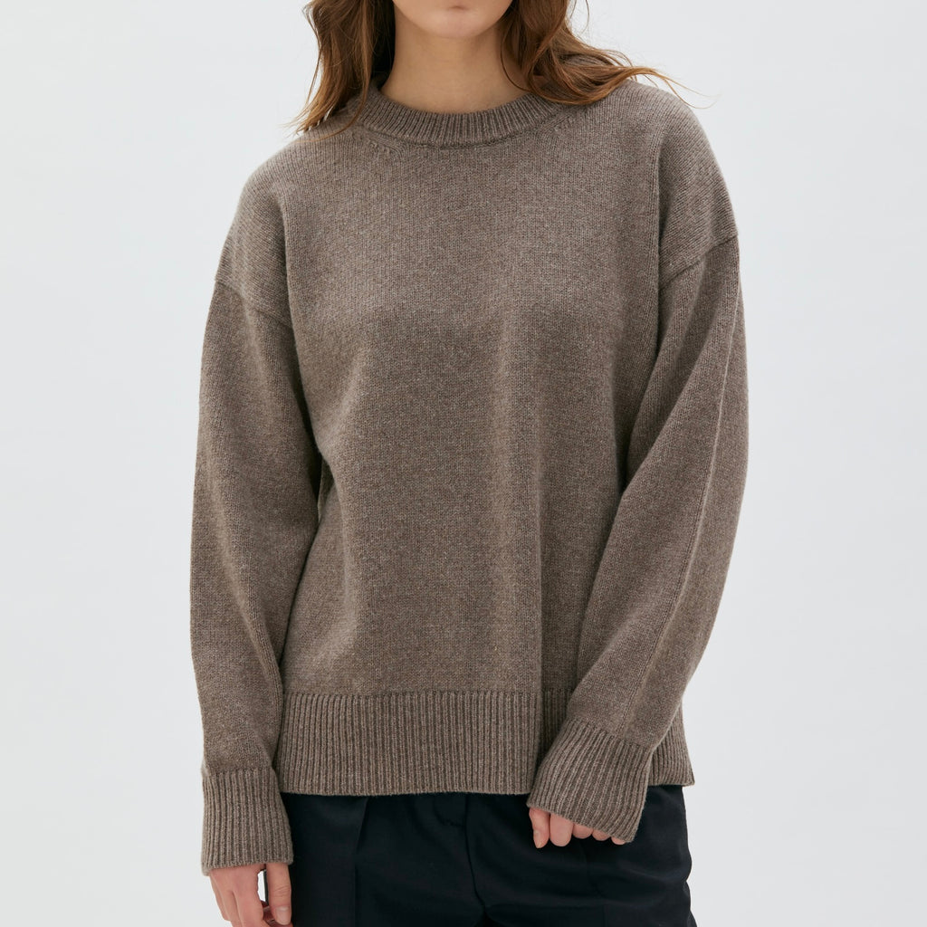 Long wool cashmere crew neck sweater - Taupe, Large image