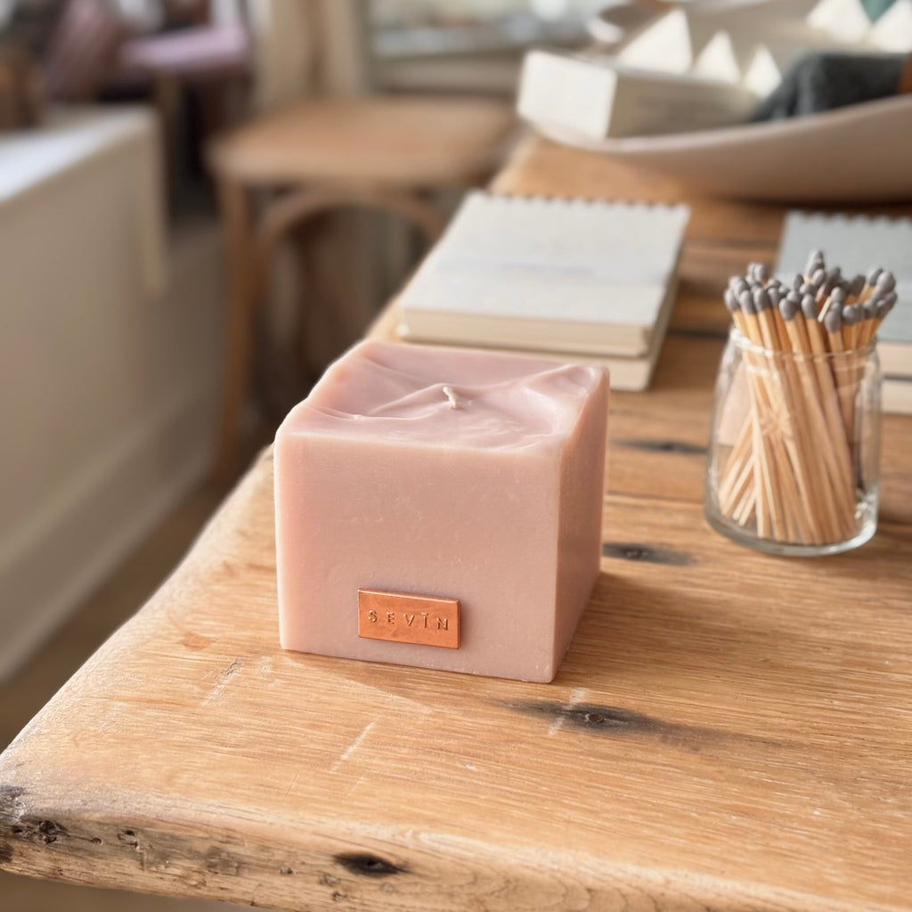 Naked Luxury Scented Candle - Coral Clay image
