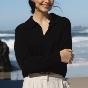 Soft Cashmere Wool Knit Top | Black